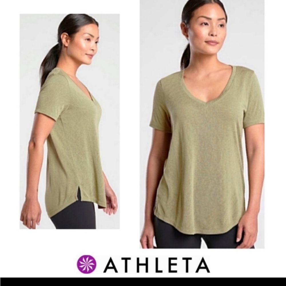 Athleta Breezy Scoop V Neck Tee, Short Sleeve Green Small